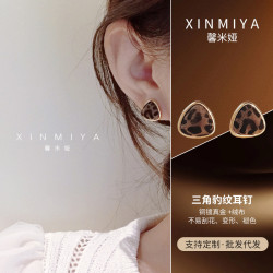 復古港風幾何三角豹紋耳釘女925銀針氣質方圓臉耳環秋冬BAI搭耳飾