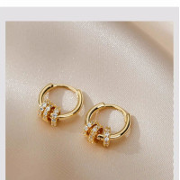 韓國時尚一款兩戴耳環女925銀ins小衆設計學生簡約鑲鑽耳釦耳飾