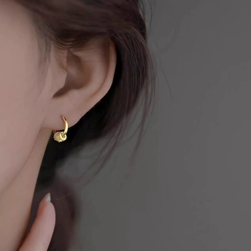 韓國時尚一款兩戴耳環女925銀ins小衆設計學生簡約鑲鑽耳釦耳飾