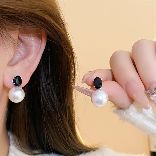 黑色鋯石珍珠耳飾輕奢復古精緻CHIC風氣質耳釘925銀秋冬法式耳環 黑色鋯石珍珠耳飾輕奢復古精緻CHIC風氣質耳釘925銀秋冬法式耳環