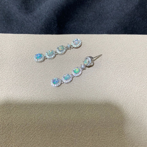 奢華天然歐泊耳釘925銀 4*3mm日韓輕奢 多粒歐泊石耳釘耳飾 奢華天然歐泊耳釘925銀 4*3mm日韓輕奢 多粒歐泊石耳釘耳飾