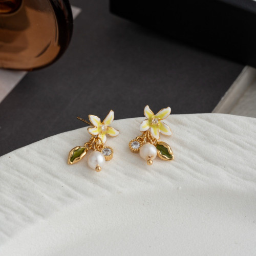 法式花朵耳環女淡水珍珠小流蘇設計耳釘清新精緻925銀針新款耳飾