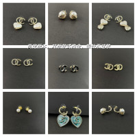 香家精工高質量C家愛心形耳釘女925銀針輕奢金色小香奶奶精緻耳釘