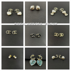 香家精工高質量C家愛心形耳釘女925銀針輕奢金色小香奶奶精緻耳釘