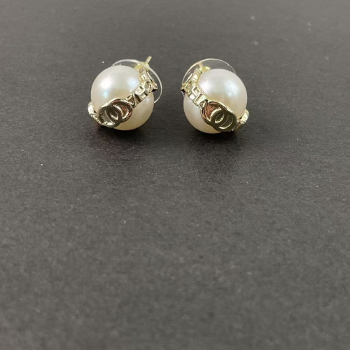 香家精工高質量C家愛心形耳釘女925銀針輕奢金色小香奶奶精緻耳釘