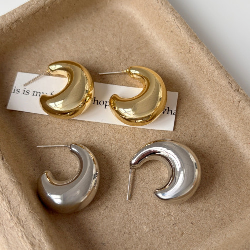 925銀針亮面C形耳環輕奢耳飾小衆設計ins風日常通勤百搭款顯臉小 925銀針亮面C形耳環輕奢耳飾小衆設計ins風日常通勤百搭款顯臉小