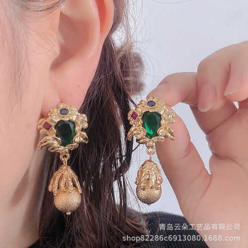 Vintage銅鍍真金復古彩色鋯石花朵耳環925銀針高級感氣質耳飾耳墜 Vintage銅鍍真金復古彩色鋯石花朵耳環925銀針高級感氣質耳飾耳墜