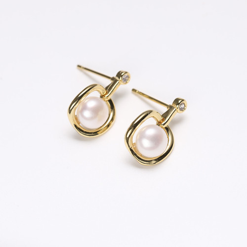 法式簡約簡約淡水珍珠耳環氣質女時尚小巧通勤設計感925銀針耳釘 法式簡約簡約淡水珍珠耳環氣質女時尚小巧通勤設計感925銀針耳釘