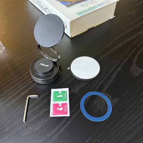 真空磁吸支架360旋轉可折疊車用導航手機支架旅行便捷強磁磁環C43 真空磁吸支架360旋轉可折疊車用導航手機支架旅行便捷強磁磁環C43