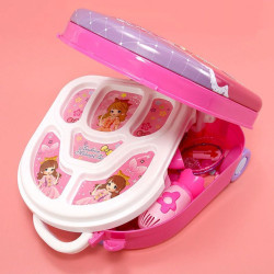 女孩扮家家酒化妝品兒童玩具套裝梳妝台拉桿箱小孩飾品公主玩偶。