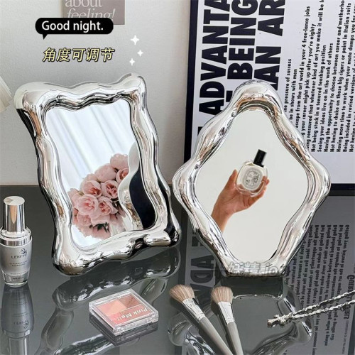 ins輕奢化妝鏡桌面桌上型不規則梳妝台鏡子復古臥室高級裝飾擺件 ins輕奢化妝鏡桌面桌上型不規則梳妝台鏡子復古臥室高級裝飾擺件