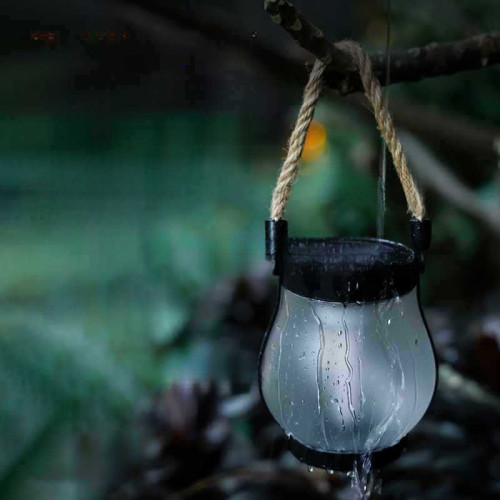 新款太陽能麻繩火焰燈懸掛戶外野營燈充電庭院裝飾多功能照