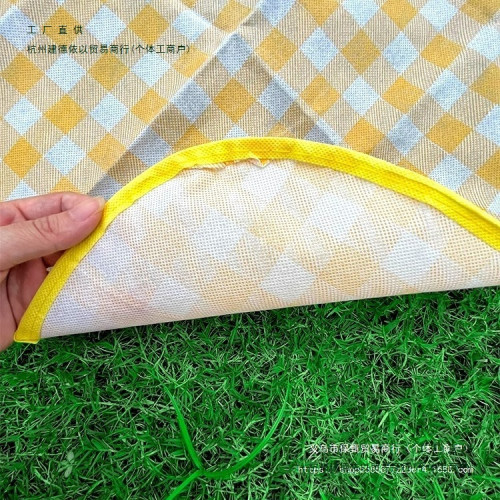 新款折疊坐墊防水防潮戶外露營草坪墊子春遊可攜式野餐墊音樂節草地