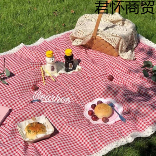 春遊戶外野餐墊花邊紅格子加厚防潮可攜式地墊露營拍照沙灘隔墊