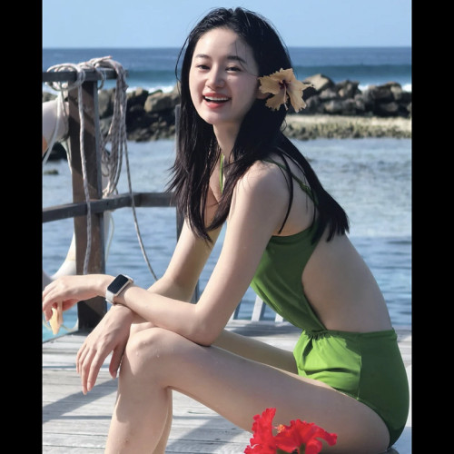 郭曉婷同款性感純欲綠色顯白連體泳衣女遮肚顯瘦露背溫泉度假泳裝
