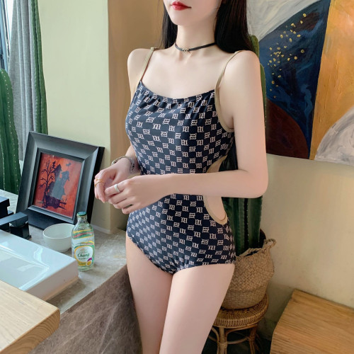 2023新款ins純欲風性感露背泳衣女泡溫泉連體比基尼顯瘦泳裝