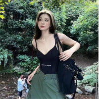 2023簡約純色吊帶辣妹風性感字母露背顯瘦連體泡溫泉泳裝女