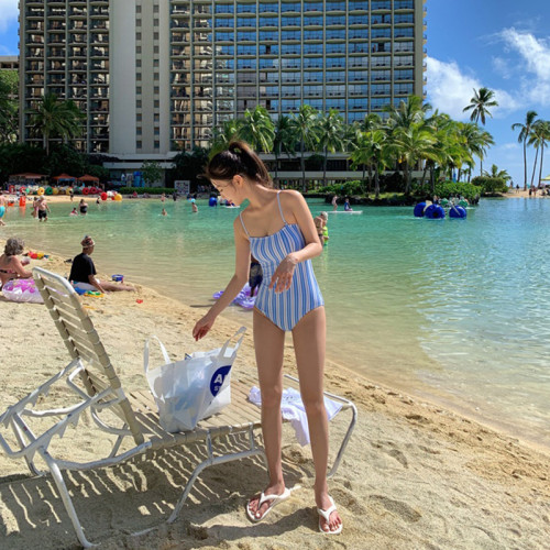 銷售韓國新款泳裝性感露背遮肚顯瘦時尚條紋學生連體泳衣女