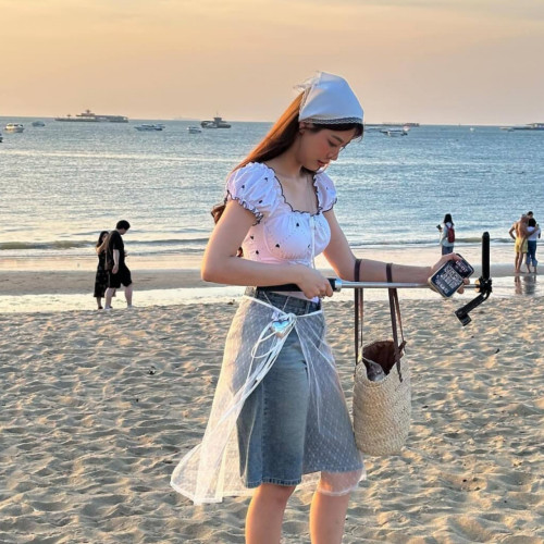 遊泳衣女高級感保守ins日系可愛露背連體泳裝性感純欲遊泳衣