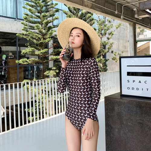 2022新款仙女範連體溫泉女遮肚顯瘦保守長袖性感露背遊泳衣溫泉女