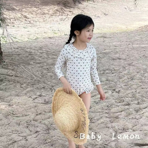 女寶寶遊泳衣夏季防紫外線嬰幼兒寶寶泳裝新款洋氣連體泳衣潮