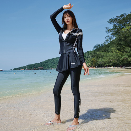 2025分體泳衣女防曬運動四件套保守遮肚顯瘦泡溫泉速乾水母潛水服