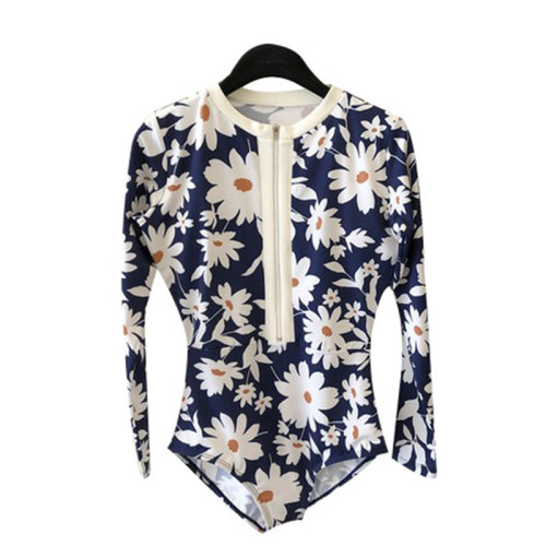 網紅同款潛水服度假潛水拍照防曬長袖泳衣女緊身浮潛沖浪水母衣