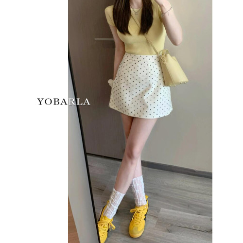 白色波點印花西裝短裙女夏季薄款胖mm大碼顯瘦梨形身材a字半身裙