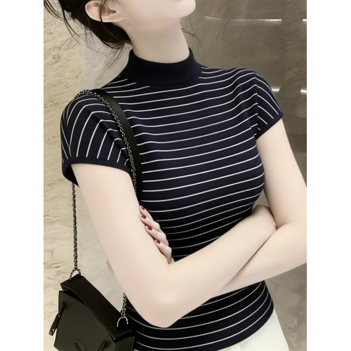 小衆不撞款藍底杏條半高領短袖T恤女夏季款別致休閒百搭減齡上衣