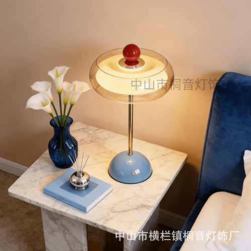 奶油風台燈主臥室床頭燈高級感2026新粉兒童復古輕奢充電氛圍夜燈