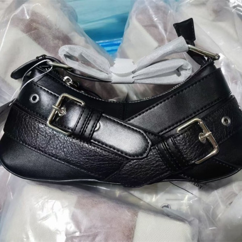 Z家2026新款時尚皮帶裝飾腋下包復古百搭手提包輕奢女單肩包bags