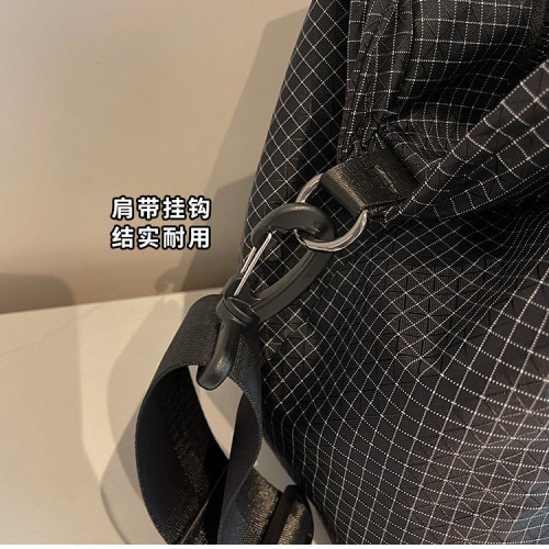 山系攀巖繩尼龍格紋大容量乾濕分離健身包戶外防水手提斜背旅行包