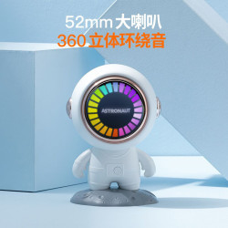Z18太空人智能藍牙音響迷你可攜式藍牙音箱爆款宇航員無線音響