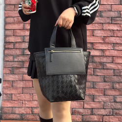 小衆設計編織包手提包2024新款通勤真皮時尚休閒簡約托特包女