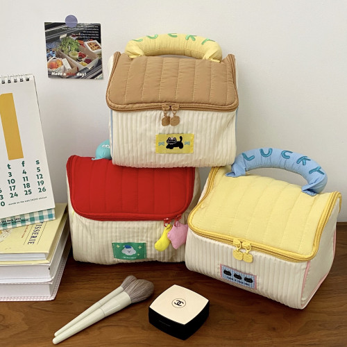 可愛房子化妝包女大容量可攜式分區收納包旅行手提包多功能洗漱包 可愛房子化妝包女大容量可攜式分區收納包旅行手提包多功能洗漱包