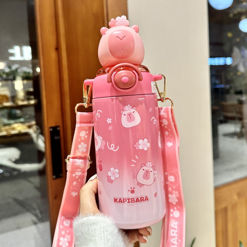 卡皮巴拉兒童水杯上學生專用女孩吸管杯幼兒園可攜式不鏽鋼保溫杯子 卡皮巴拉兒童水杯上學生專用女孩吸管杯幼兒園可攜式不鏽鋼保溫杯子