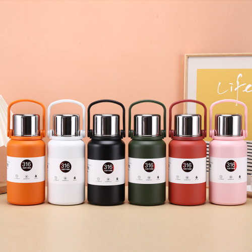 大容量316不鏽鋼保溫杯真空提手旅行壺戶外可攜式茶漏水壺粉色 大容量316不鏽鋼保溫杯真空提手旅行壺戶外可攜式茶漏水壺粉色