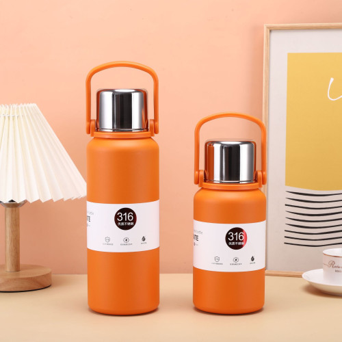 大容量316不鏽鋼保溫杯真空提手旅行壺戶外可攜式茶漏水壺粉色 大容量316不鏽鋼保溫杯真空提手旅行壺戶外可攜式茶漏水壺粉色