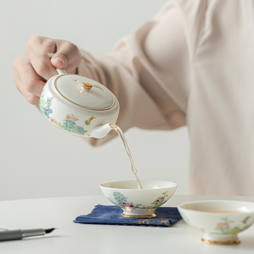 白瓷快客杯一壺二杯精緻茶壺可攜式露營旅行茶具陶瓷茶杯套裝新中式 白瓷快客杯一壺二杯精緻茶壺可攜式露營旅行茶具陶瓷茶杯套裝新中式