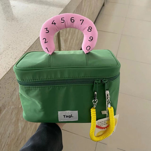 可愛撞色化妝包大容量女可攜式網紅2024新款小紅書化妝品收納包 可愛撞色化妝包大容量女可攜式網紅2024新款小紅書化妝品收納包