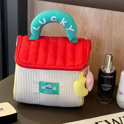 化妝包收納高級感可愛大容量手提旅行洗漱包可攜式高顔值化妝收納包 化妝包收納高級感可愛大容量手提旅行洗漱包可攜式高顔值化妝收納包