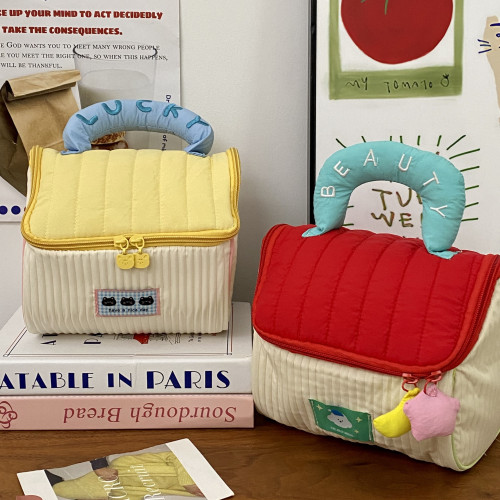 可愛房子化妝包女大容量可攜式分區收納包旅行手提包多功能洗漱包 可愛房子化妝包女大容量可攜式分區收納包旅行手提包多功能洗漱包