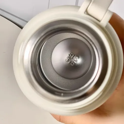 大容量可攜式保溫水杯女生高顔值316不鏽鋼女士隨行帶茶隔泡茶杯子 大容量可攜式保溫水杯女生高顔值316不鏽鋼女士隨行帶茶隔泡茶杯子