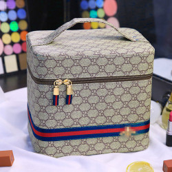 PU化妝包起批2025新款旅行小號手提化妝箱盒可攜式收納包帶鏡子