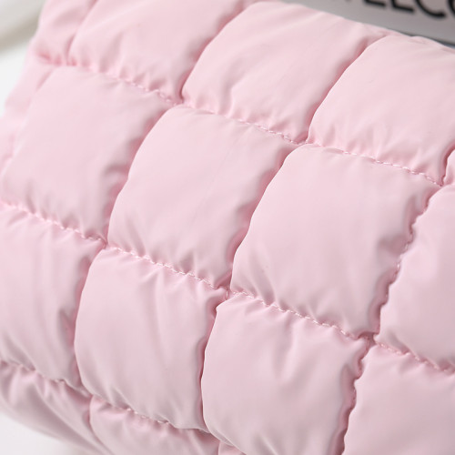 簡約ins風羽絨化妝包女小可攜式旅行手提大容量高級感填充棉收納包 簡約ins風羽絨化妝包女小可攜式旅行手提大容量高級感填充棉收納包