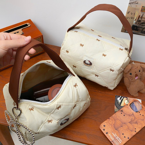 甜甜圈貓咪手提化妝包女2025新款百搭可攜式旅行收納包立體手提包包 甜甜圈貓咪手提化妝包女2025新款百搭可攜式旅行收納包立體手提包包