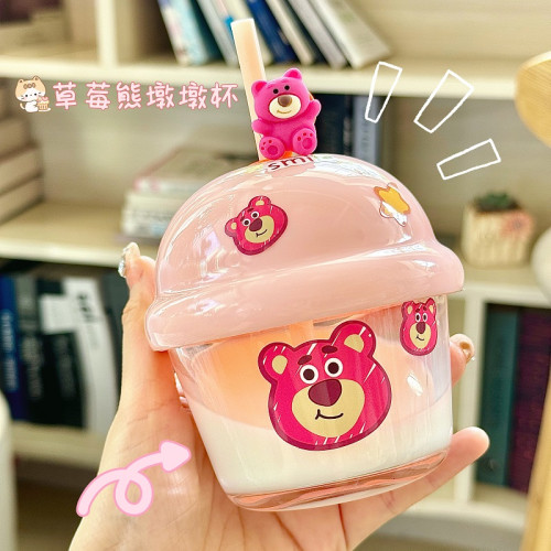 草莓熊玻璃杯女新款2024高顔值吸琯杯迷你水杯可攜式杯子牛奶墩墩杯