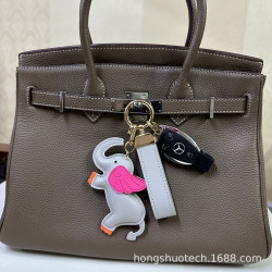 潮流大象包包掛件創意小飛象手機殼腕帶掛件皮質汽車鑰匙扣掛飾