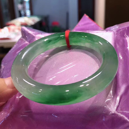 冰種陽綠飄墨綠花翡翠平安手鐲細圓條天然緬甸玉手鐲子女貴妃晴水
