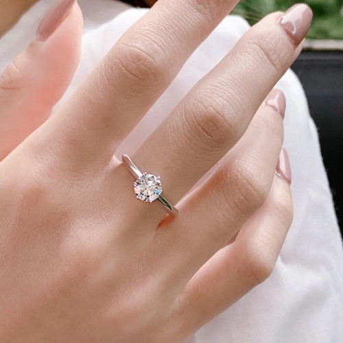 輕奢雪吻莫桑鑽求婚婚禮鑽戒一克拉18K金情侶對戒氣質百搭戒指潮